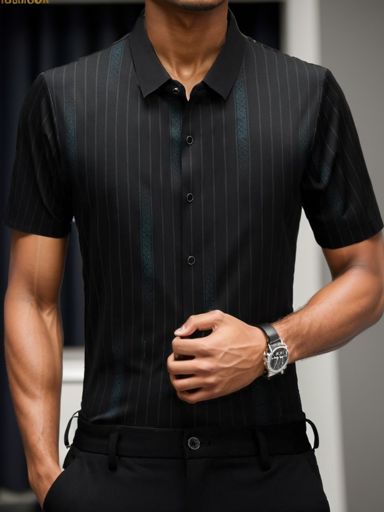 Business casual men's short-sleeved shirt