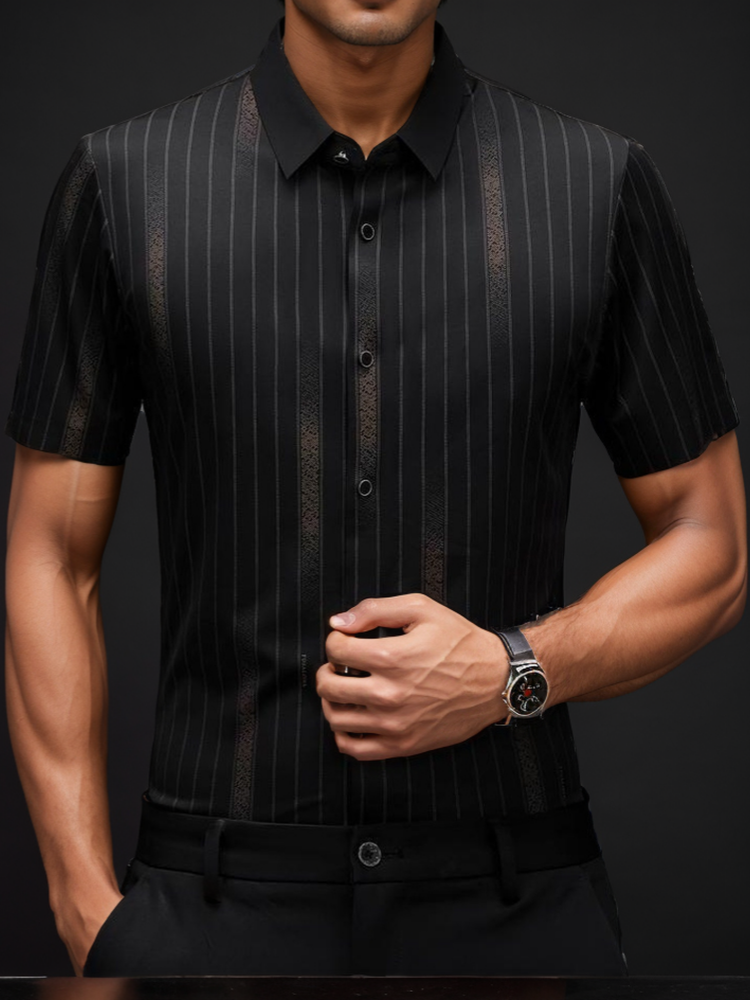 Business casual men's short-sleeved shirt