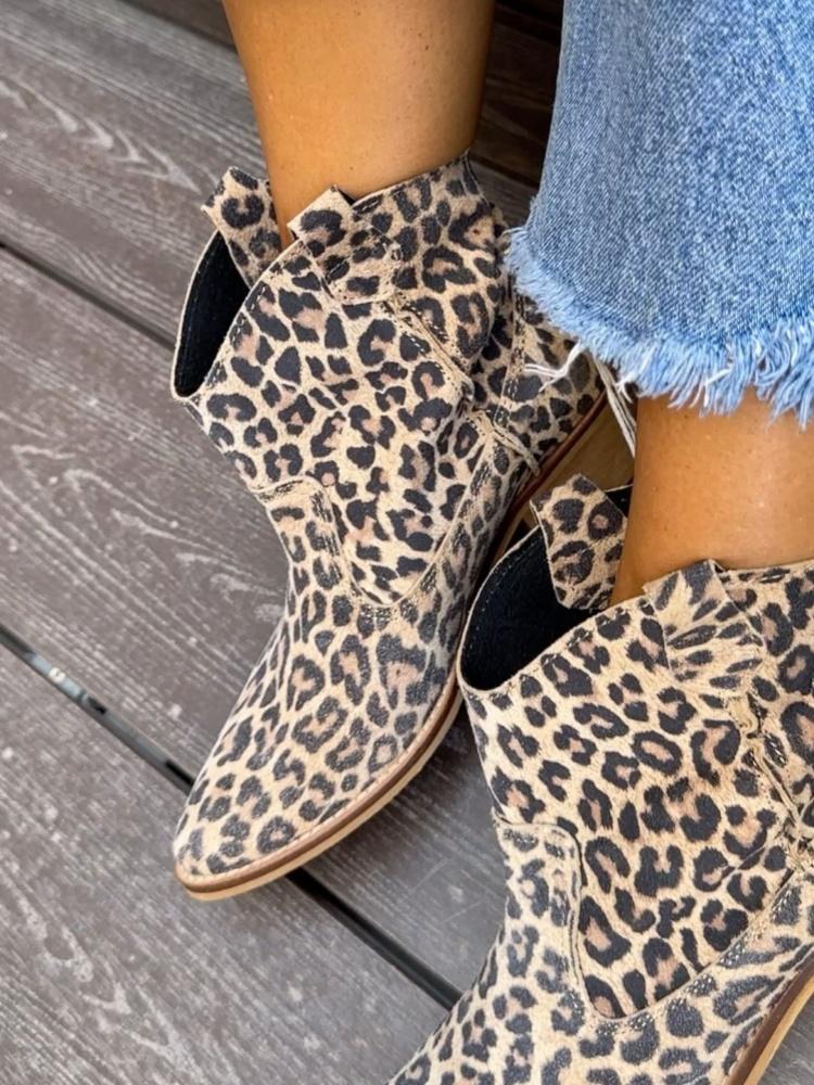 Fashion Low Heel Leopard Print Boots