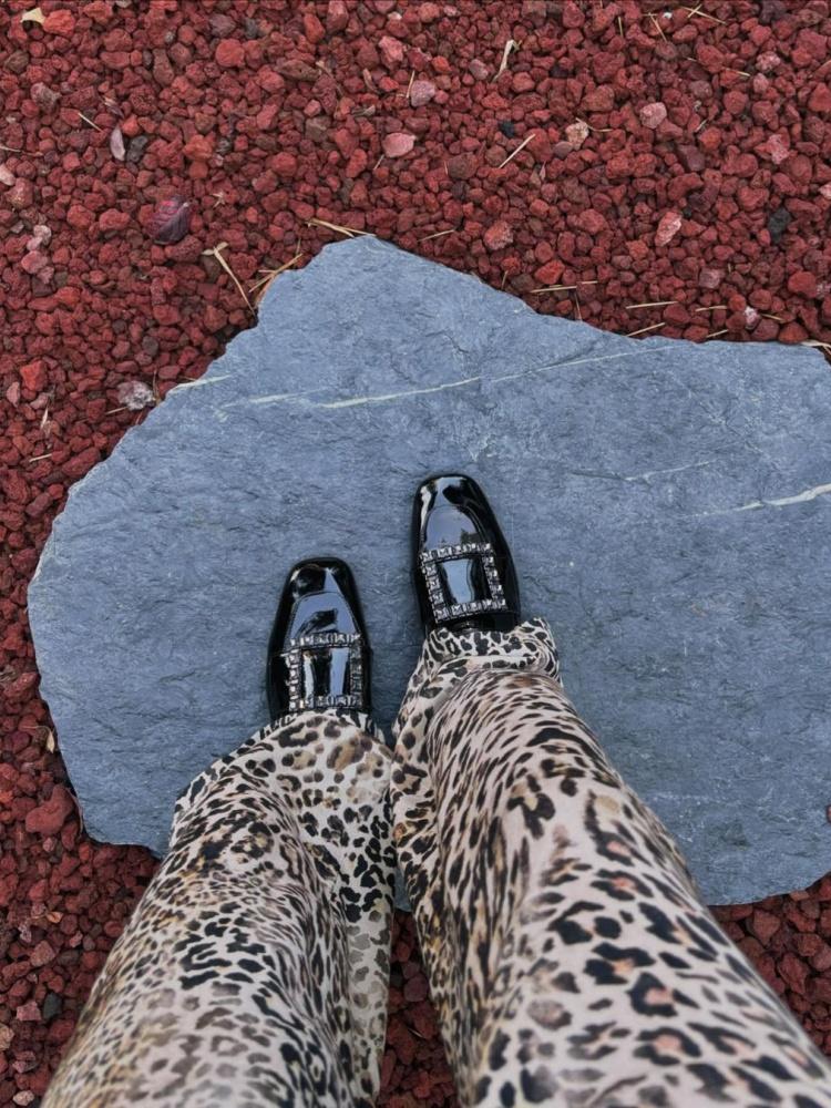 Elegant Black Square Rhinestone Loafers