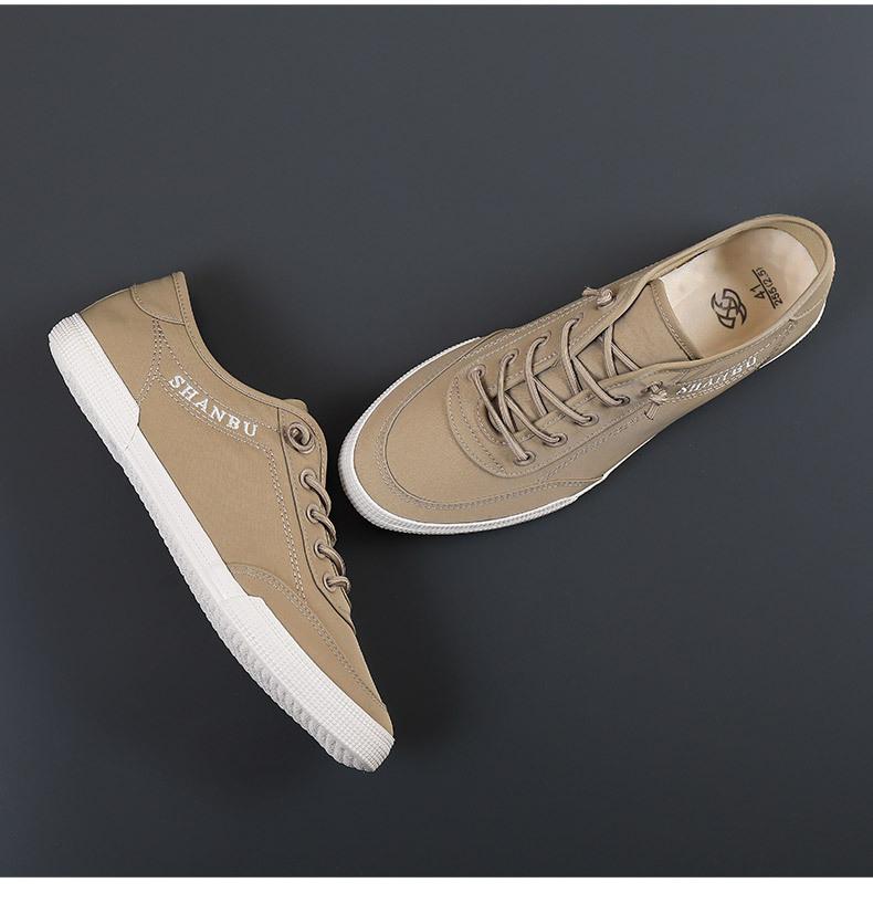 New breathable canvas shoes