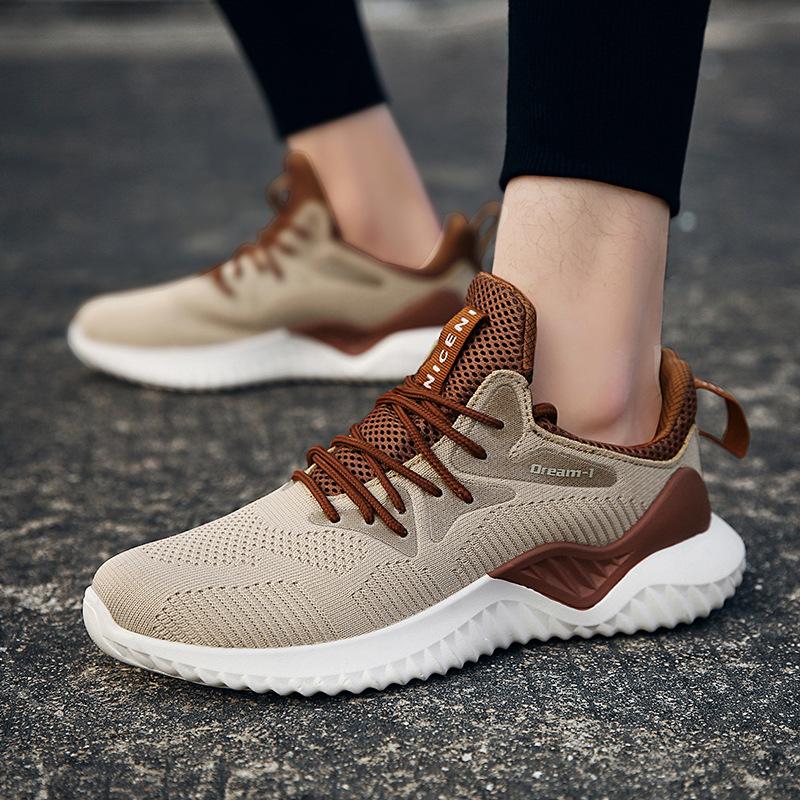 Casual Flying Woven Breathable Soft-soled Shoes