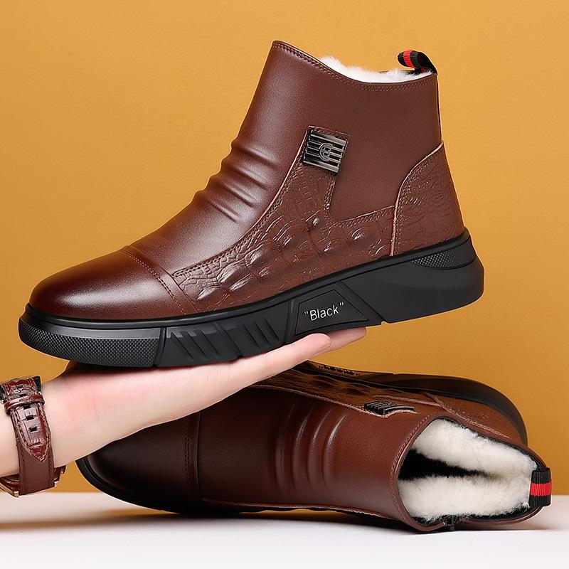 Trendy work boots for men
