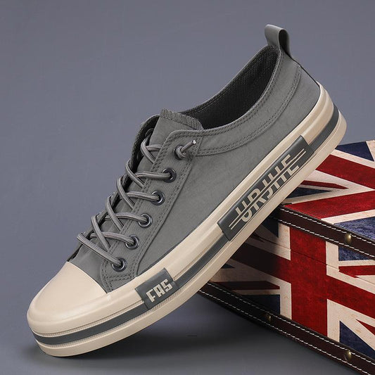 Fashion casual and comfortable canvas shoes